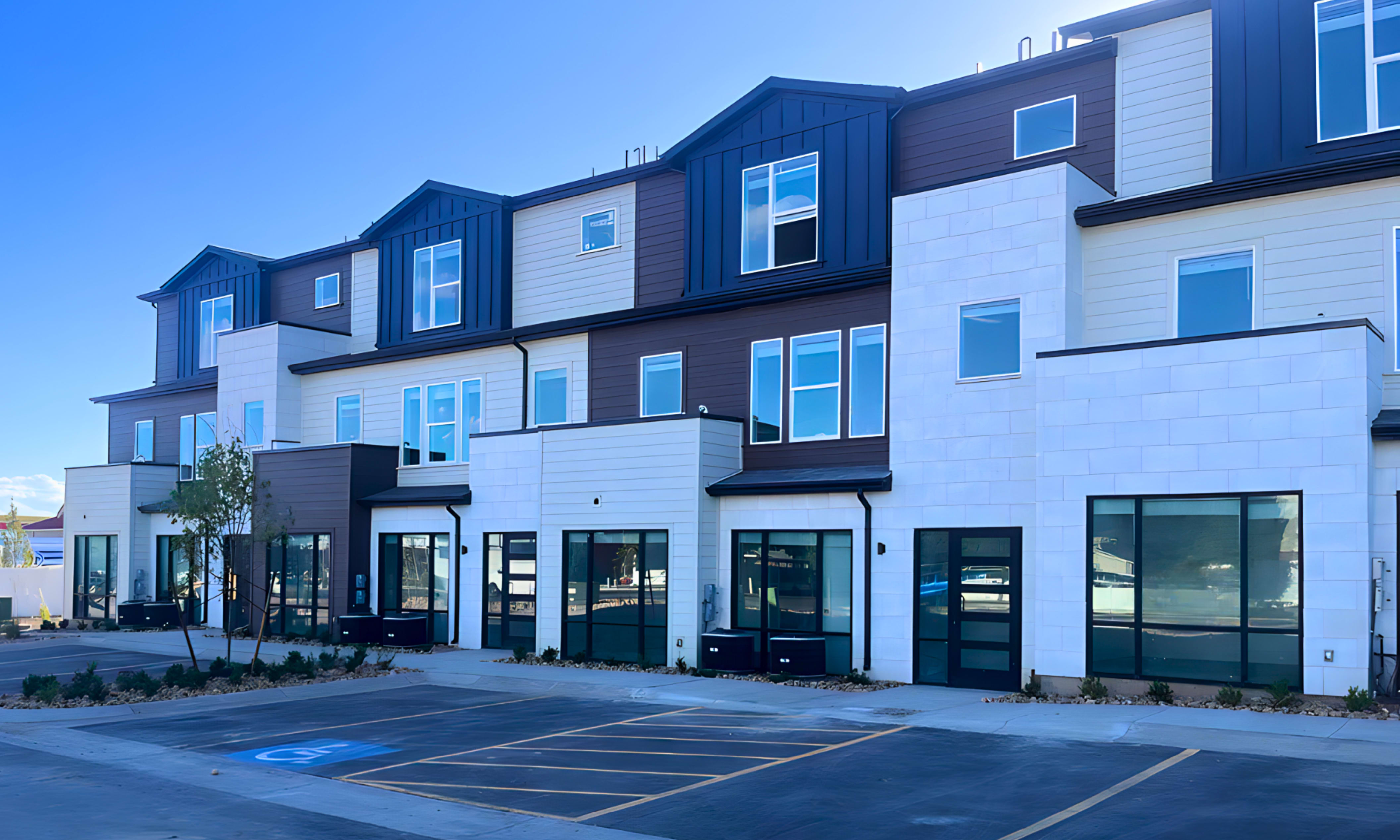 Indigo Sixteen60 Apartments in Clearfield, UT